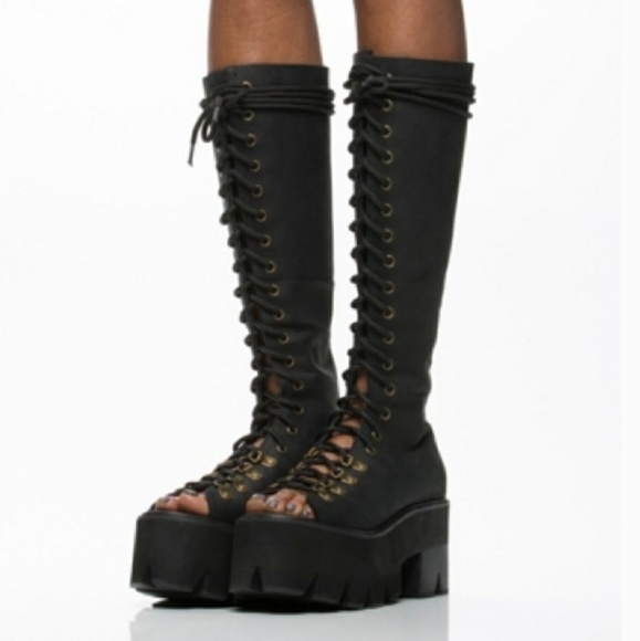 **SOLD SOLD** Jeffrey Campbell Cadenet Platform - Picture 2 of 8